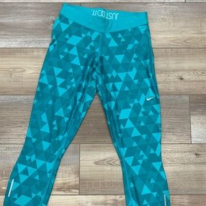 Capri Leggings